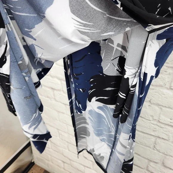 G.I.L.I. Palm Leaf Pattern Side Slit Short Sleeve Maxi Dress Size Small Casual - Picture 5 of 15